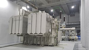 transformer_for_server_farm_AdobeStock_2077628506_mit_copyright_Memory_2200x1240px_260713